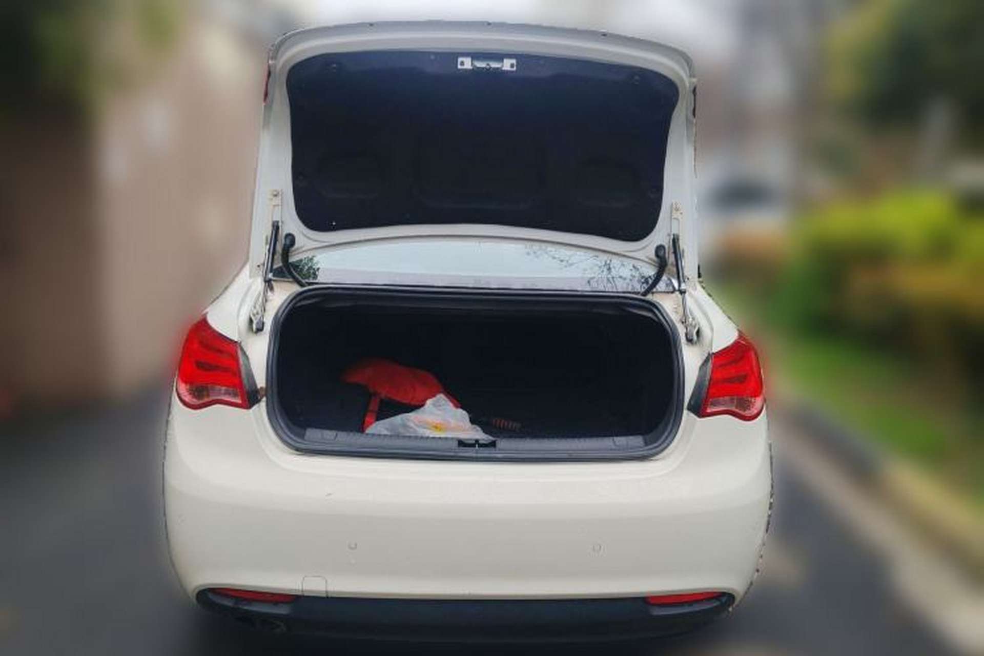 Used Roewe e550 2016 Deluxe Edition Trunk