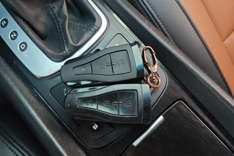 Used Roewe e550 2016 Deluxe Edition Vehicle Key