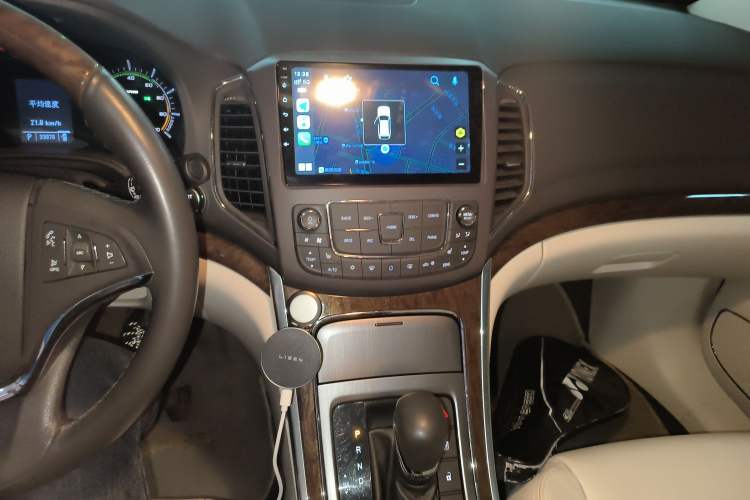 Used Roewe e950 2016 1.4T Luxury Edition Audio And AC Panel