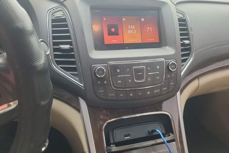 Used Roewe e950 2016 1.4T Elite Edition Audio And AC Panel
