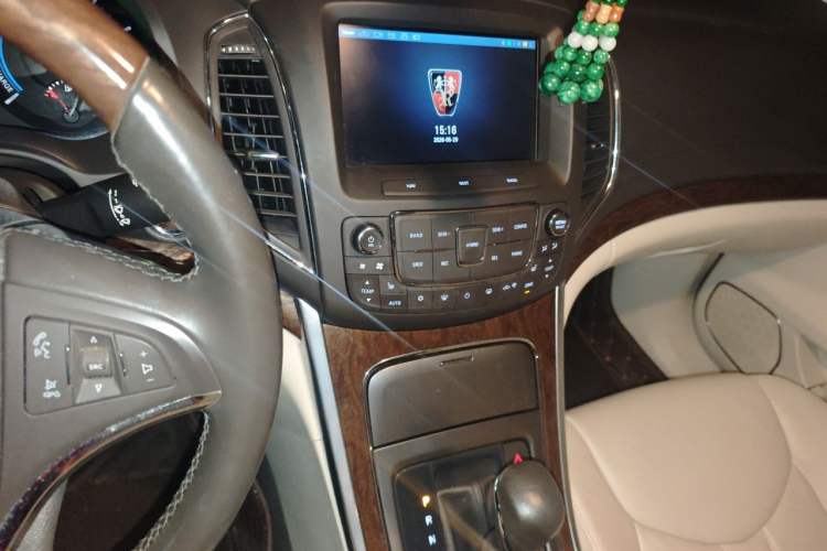 Used Roewe e950 2016 1.4T Luxury Edition Audio And AC Panel