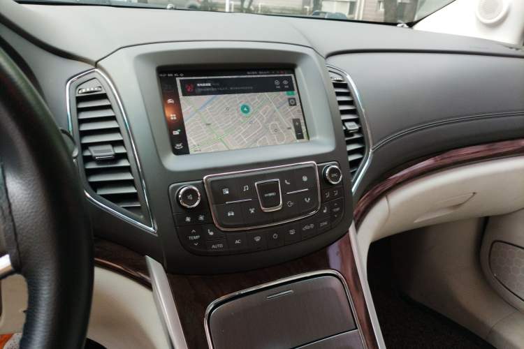 Used Roewe e950 2016 1.4T Luxury Edition Audio And AC Panel