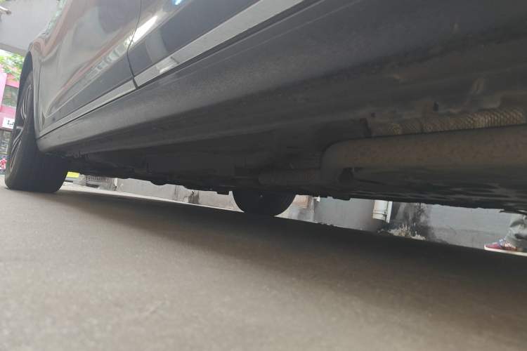 Used Roewe e950 2016 1.4T Luxury Edition Chassis Rear Left