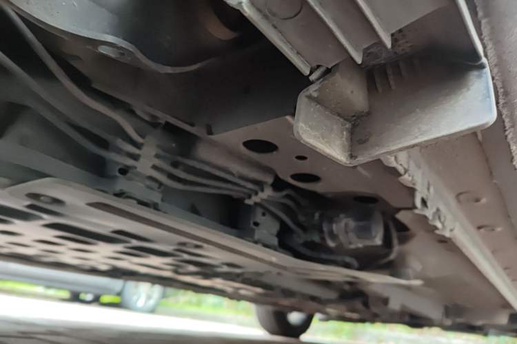 Used Roewe e950 2016 1.4T Luxury Edition Chassis Rear Right