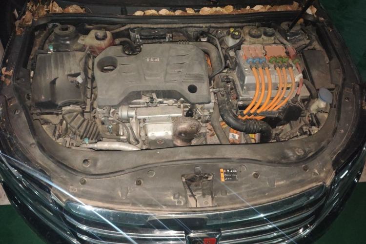 Used Roewe e950 2016 1.4T Luxury Edition Engine Bay