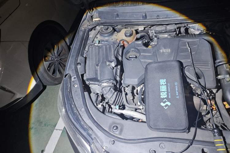 Used Roewe e950 2016 1.4T Luxury Edition Engine Bay Right