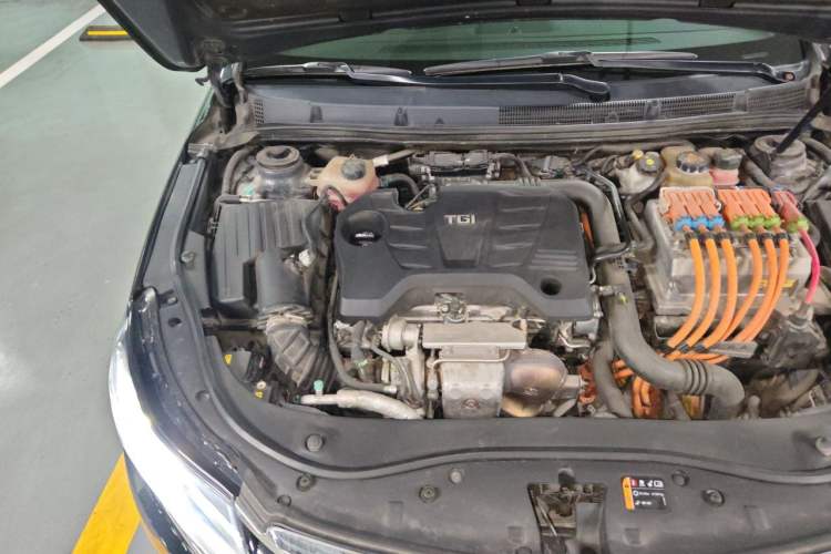 Used Roewe e950 2016 1.4T Luxury Edition Engine Bay Right