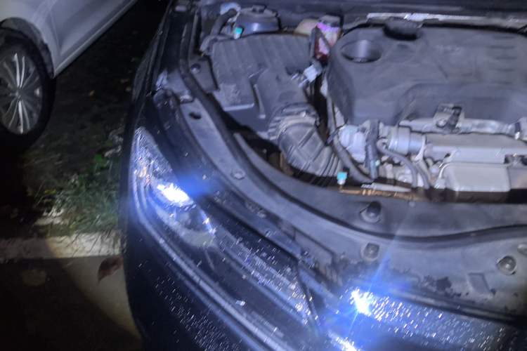 Used Roewe e950 2016 1.4T Luxury Edition Engine Bay Right