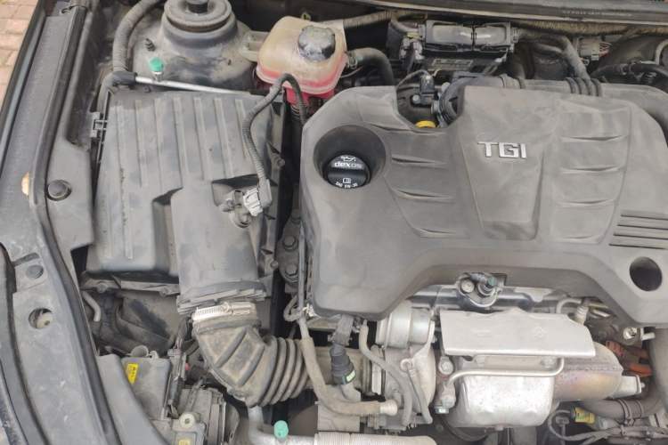 Used Roewe e950 2016 1.4T Luxury Edition Engine Bay Right
