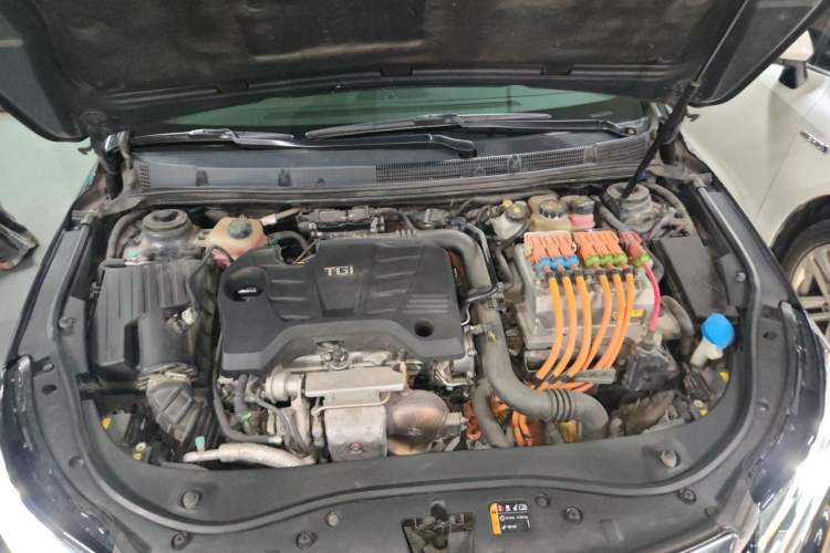 Used Roewe e950 2016 1.4T Luxury Edition Engine Bay