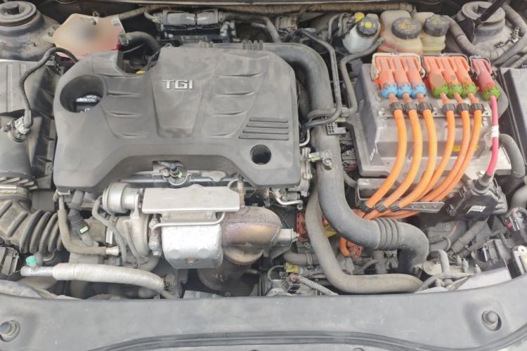 Used Roewe e950 2016 1.4T Luxury Edition Engine Bay