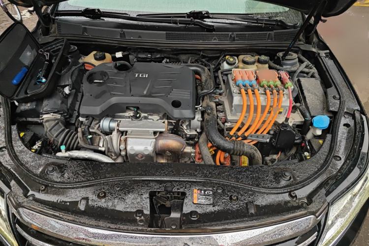 Used Roewe e950 2016 1.4T Luxury Edition Engine Bay
