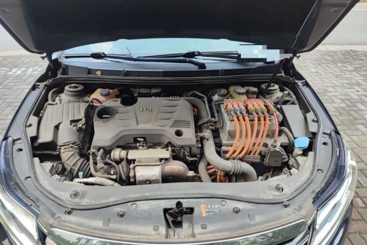 Used Roewe e950 2016 1.4T Luxury Edition Engine Bay
