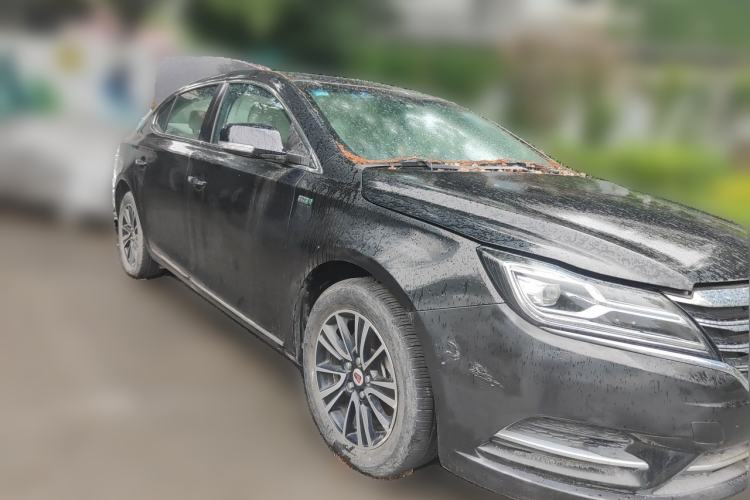 Used Roewe e950 2016 1.4T Luxury Edition Front Right 45 Deg