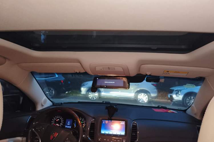 Used Roewe e950 2016 1.4T Luxury Edition Headliner