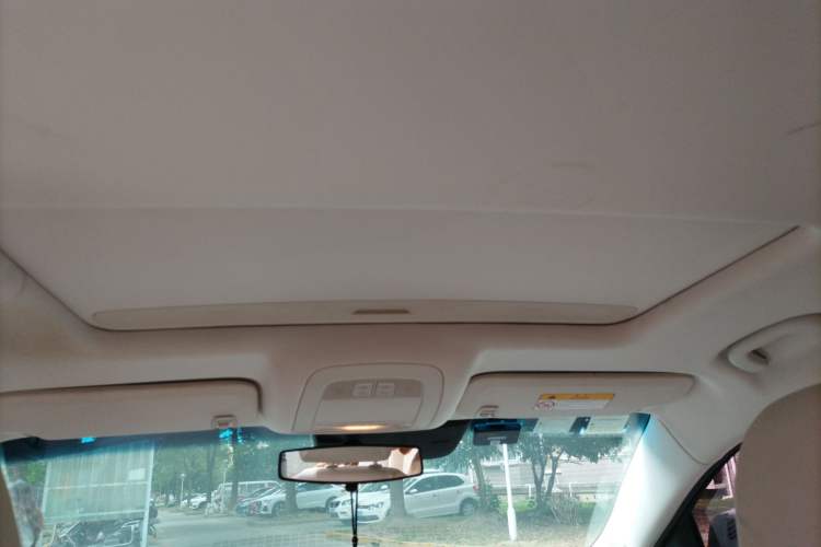Used Roewe e950 2016 1.4T Luxury Edition Headliner
