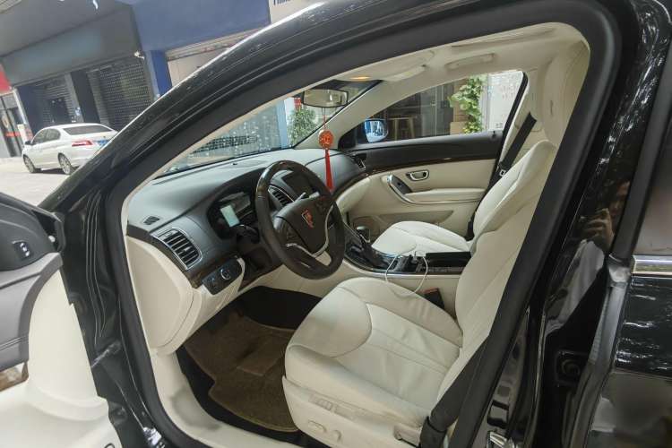 Used Roewe e950 2016 1.4T Luxury Edition Interior 4
