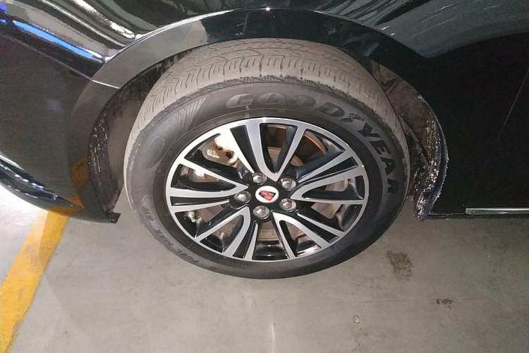 Used Roewe e950 2016 1.4T Luxury Edition Left Front Wheel Hub