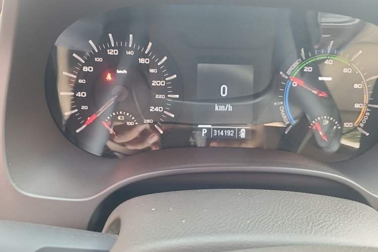Used Roewe e950 2016 1.4T Elite Edition Odometer Close Up