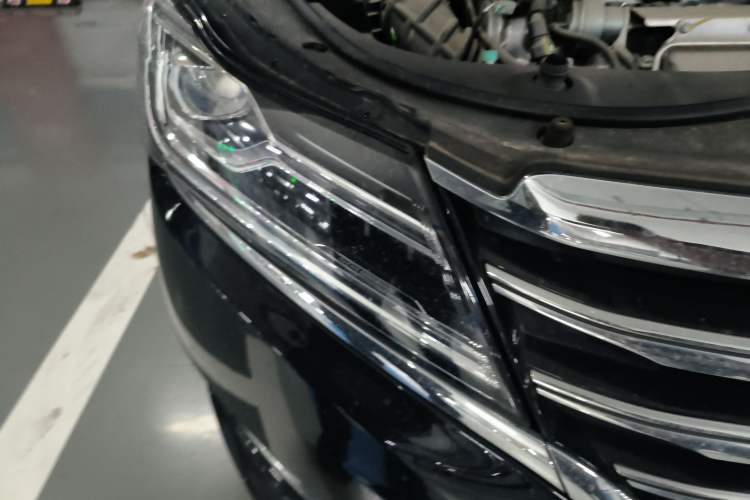 Used Roewe e950 2016 1.4T Luxury Edition Right Front Headlight
