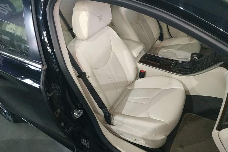 Used Roewe e950 2016 1.4T Luxury Edition Right Front Seat