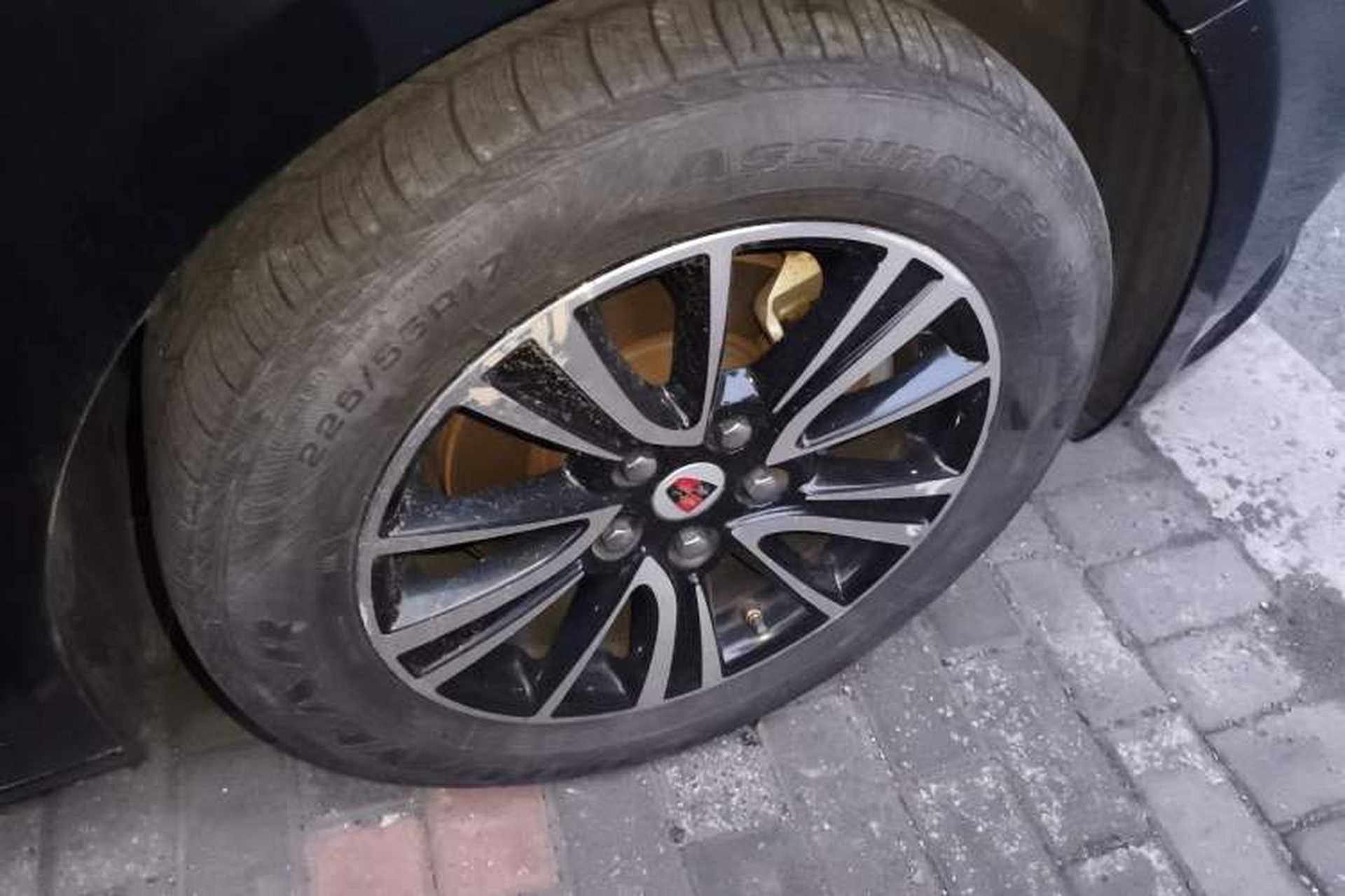 Used Roewe e950 2016 1.4T Luxury Edition Right Front Wheel Hub