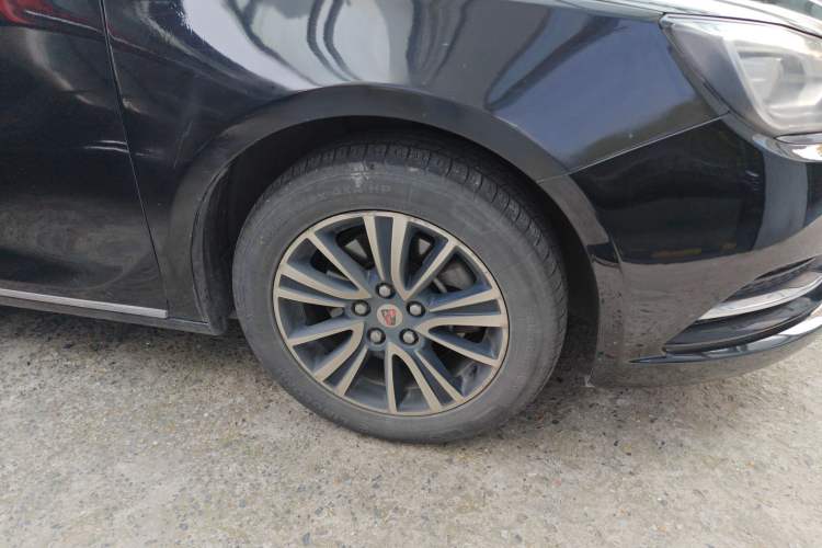 Used Roewe e950 2016 1.4T Luxury Edition Right Front Wheel Hub