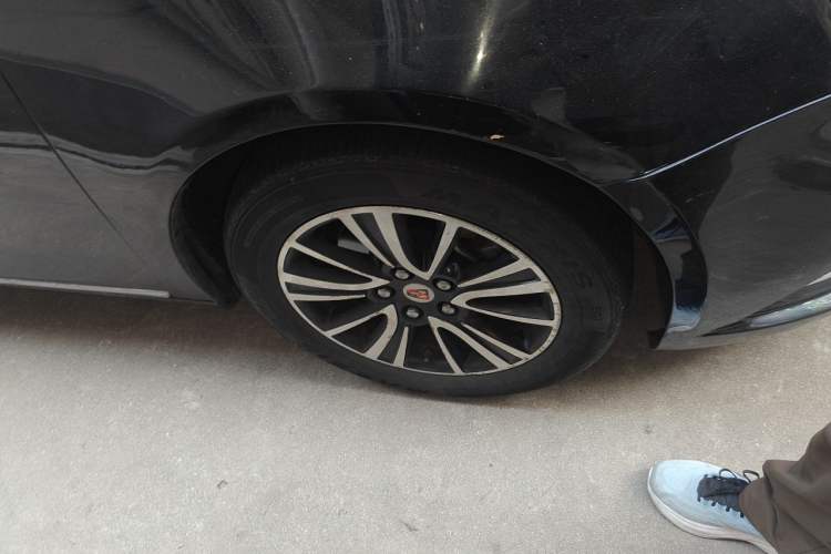 Used Roewe e950 2016 1.4T Luxury Edition Right Front Wheel Hub