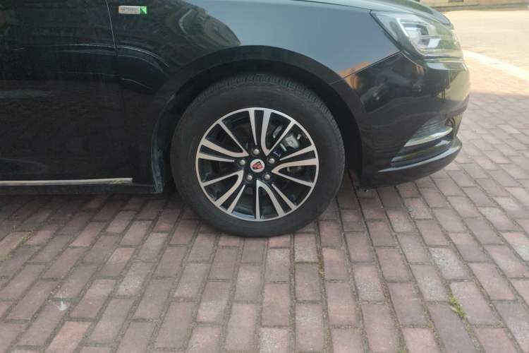 Used Roewe e950 2016 1.4T Luxury Edition Right Front Wheel Hub