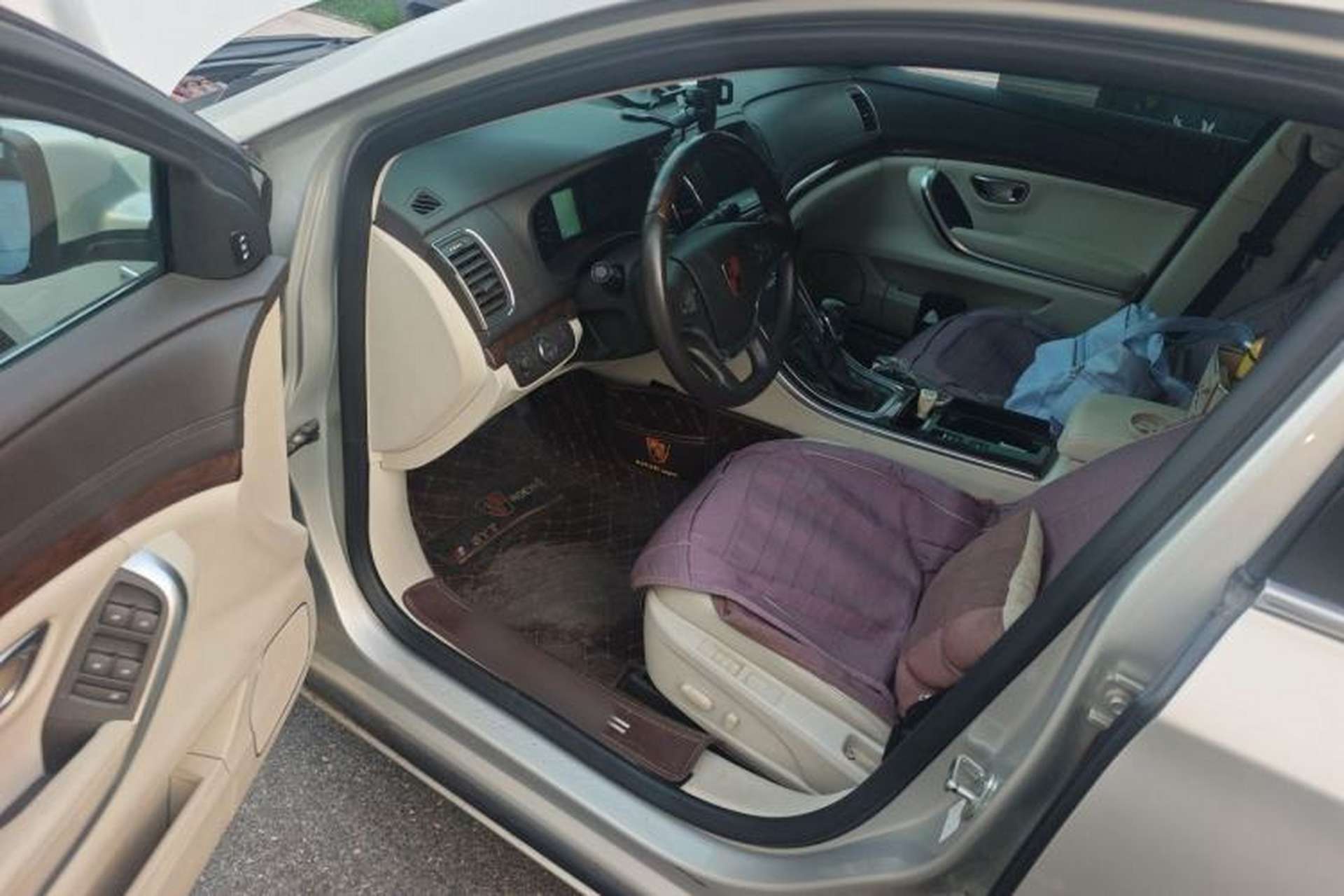 Used Roewe e950 2016 1.4T Luxury Edition Driver Seat