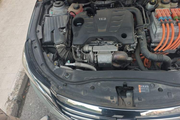 Used Roewe e950 2016 1.4T Luxury Edition Engine Bay Right