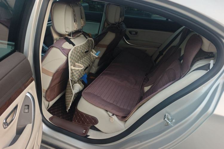 Used Roewe e950 2016 1.4T Luxury Edition Left Rear Seat