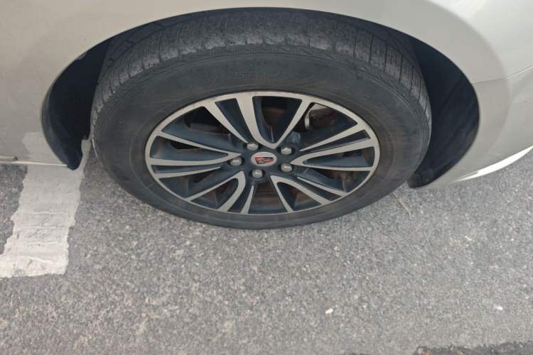 Used Roewe e950 2016 1.4T Luxury Edition Right Front Wheel Hub