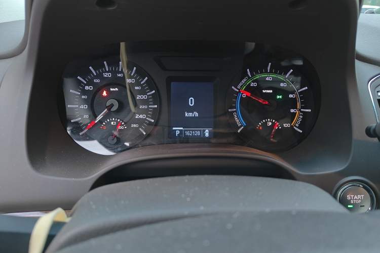 Used Roewe e950 2016 1.4T Luxury Edition Odometer Close Up