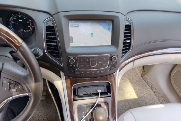 Used Roewe e950 2017 50T Hybrid Connected Executive Edition Audio And AC Panel
