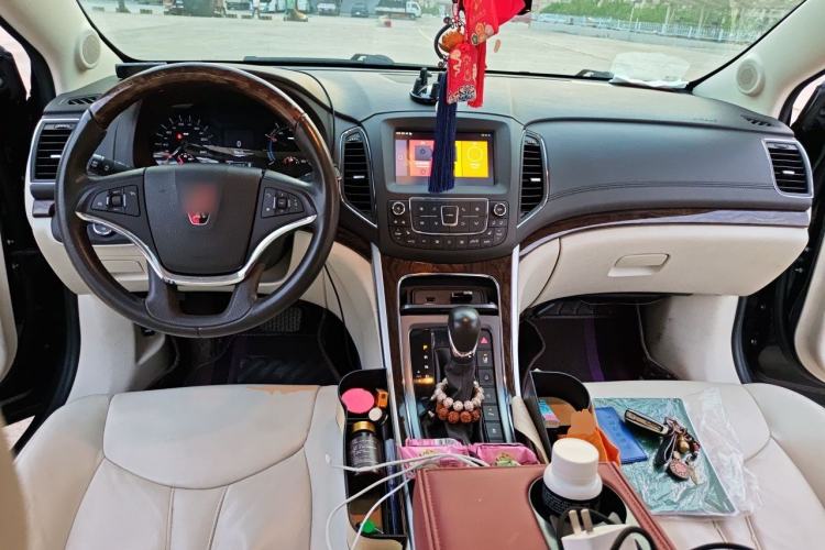 Used Roewe e950 2017 50T Hybrid Connected Executive Edition Center Console