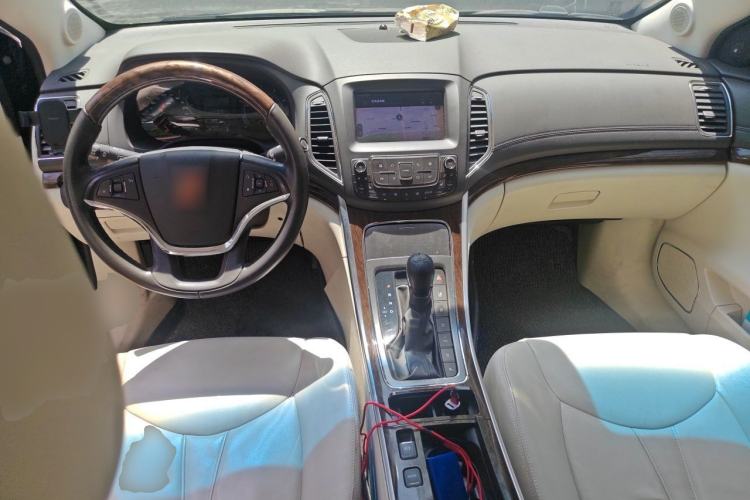 Used Roewe e950 2017 50T Hybrid Connected Executive Edition Center Console
