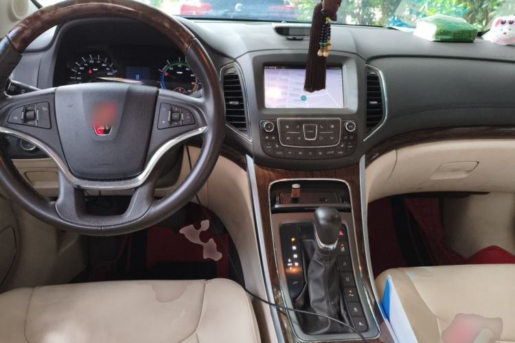 Used Roewe e950 2017 50T Hybrid Connected Executive Edition Center Console
