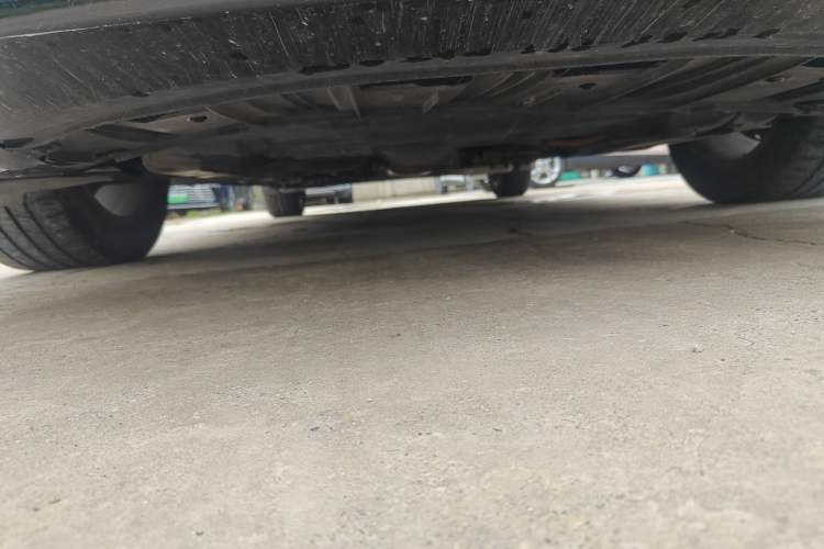 Used Roewe e950 2017 50T Hybrid Connected Executive Edition Chassis Front