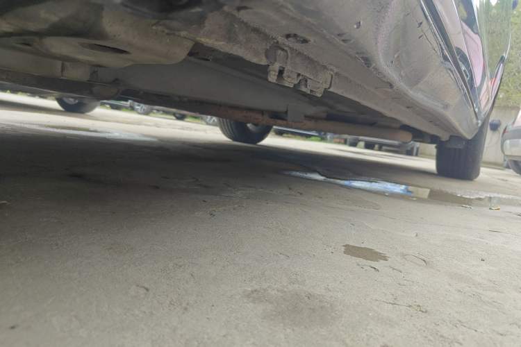 Used Roewe e950 2017 50T Hybrid Connected Executive Edition Chassis Front Left