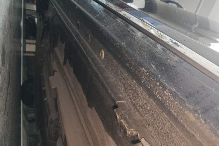 Used Roewe e950 2017 50T Hybrid Connected Executive Edition Chassis Front Right