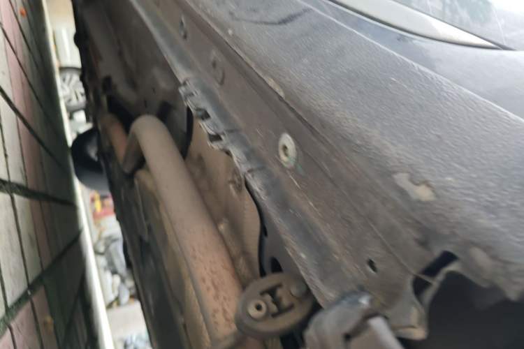 Used Roewe e950 2017 50T Hybrid Connected Executive Edition Chassis Rear Left