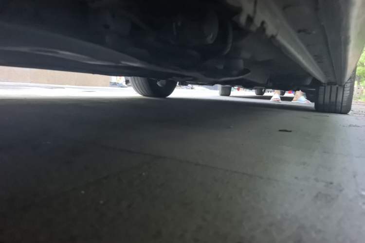 Used Roewe e950 2017 50T Hybrid Connected Executive Edition Chassis Rear Right