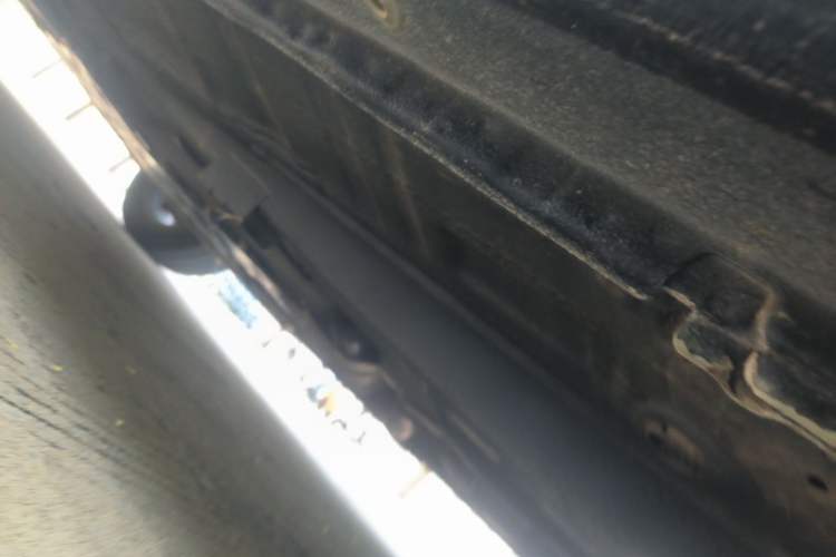 Used Roewe e950 2017 50T Hybrid Connected Executive Edition Chassis Rear Right