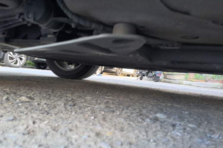 Used Roewe e950 2017 50T Hybrid Connected Executive Edition Chassis Rear Right