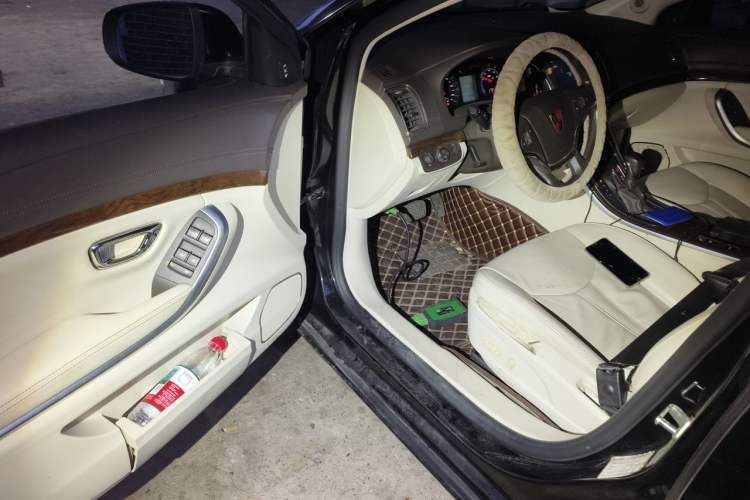 Used Roewe e950 2017 50T Hybrid Connected Executive Edition Driver Seat