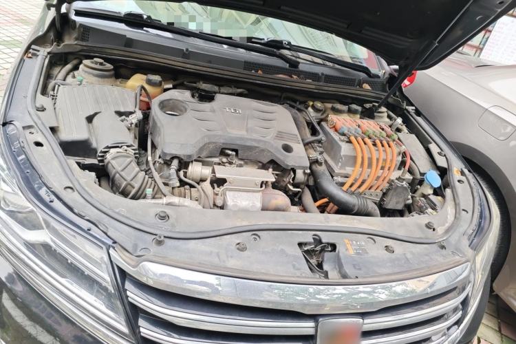 Used Roewe e950 2017 50T Hybrid Connected Executive Edition Engine Bay