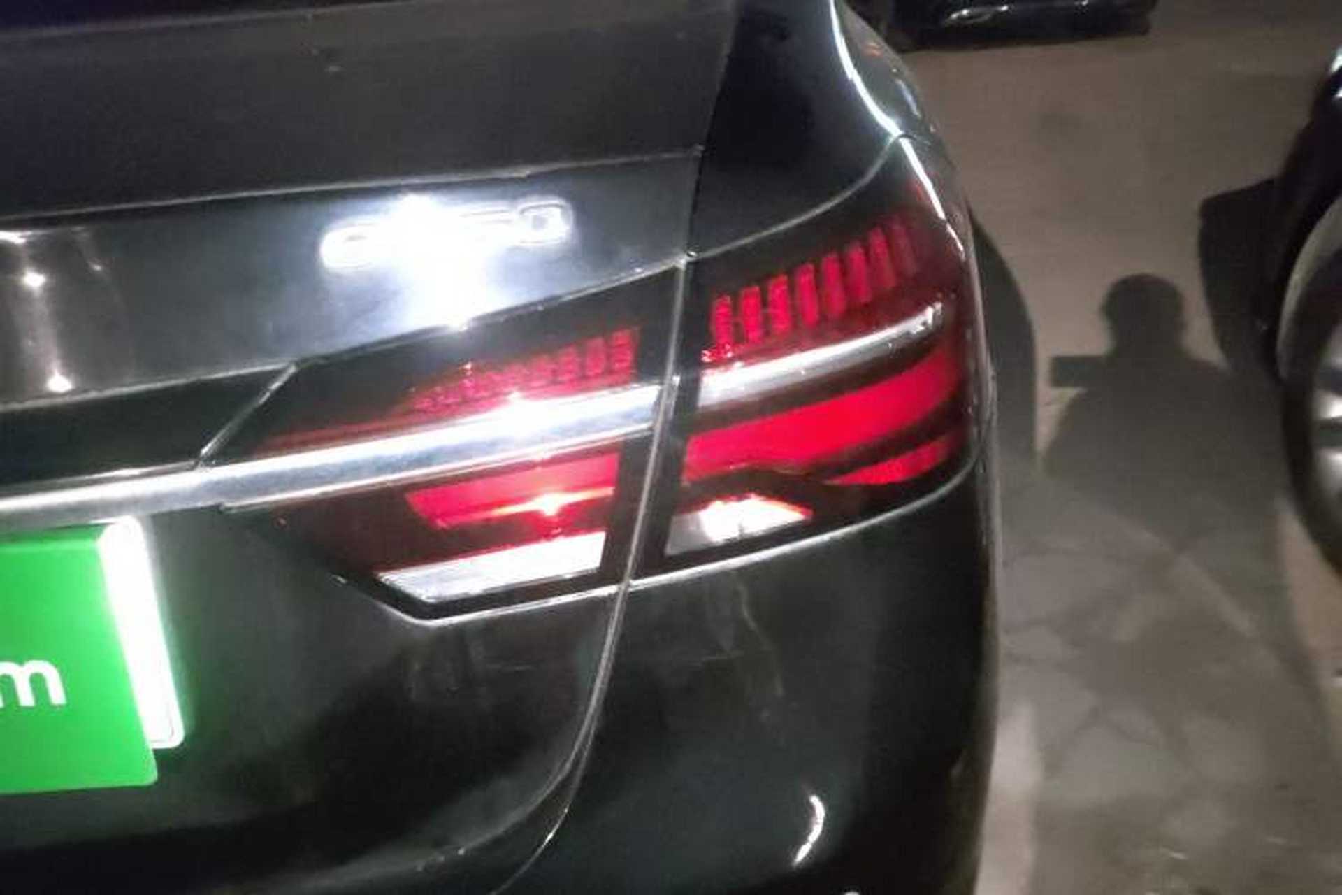 Used Roewe e950 2017 50T Hybrid Connected Executive Edition Exterior 4