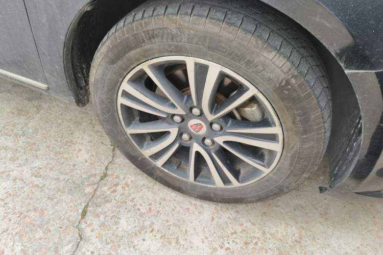 Used Roewe e950 2017 50T Hybrid Connected Executive Edition Exterior 7