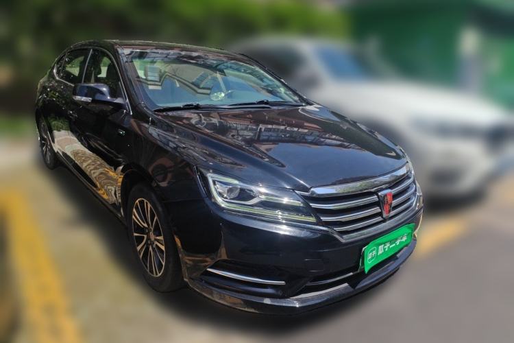 Used Roewe e950 2017 50T Hybrid Connected Executive Edition Front Right 45 Deg